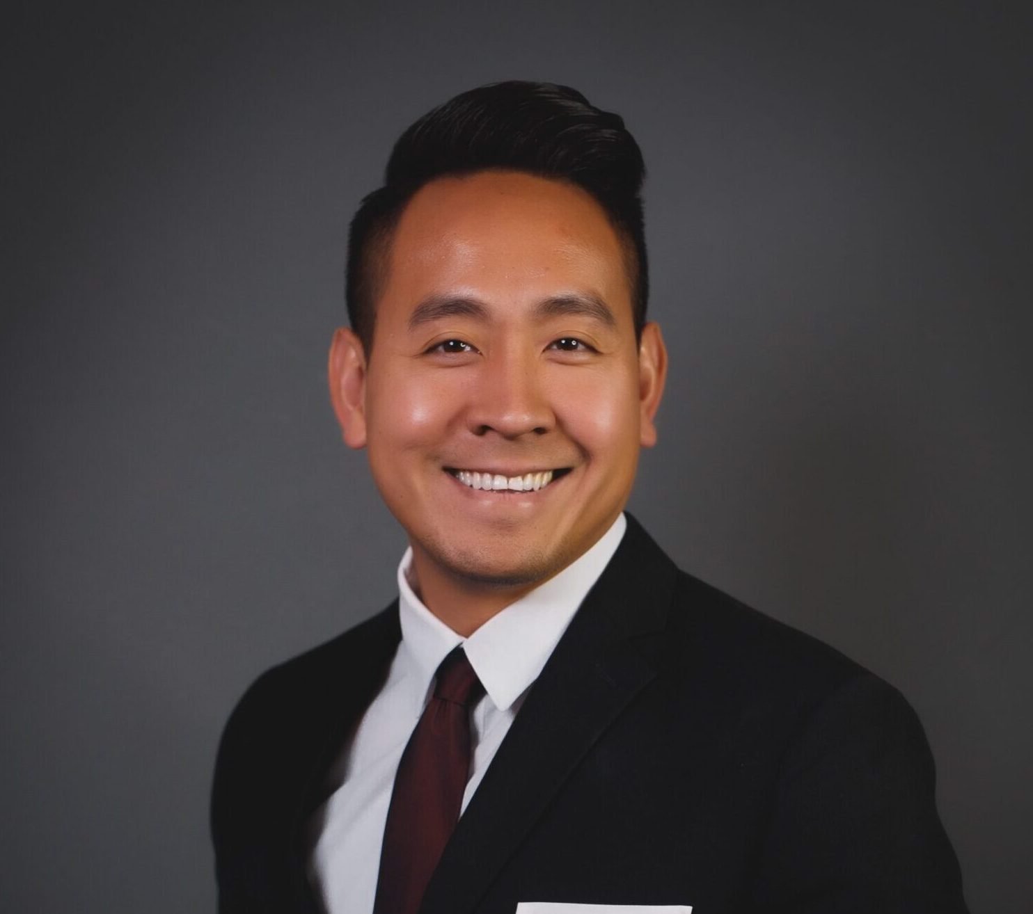 Nguyen Dinh | Enterprise Sales Manager